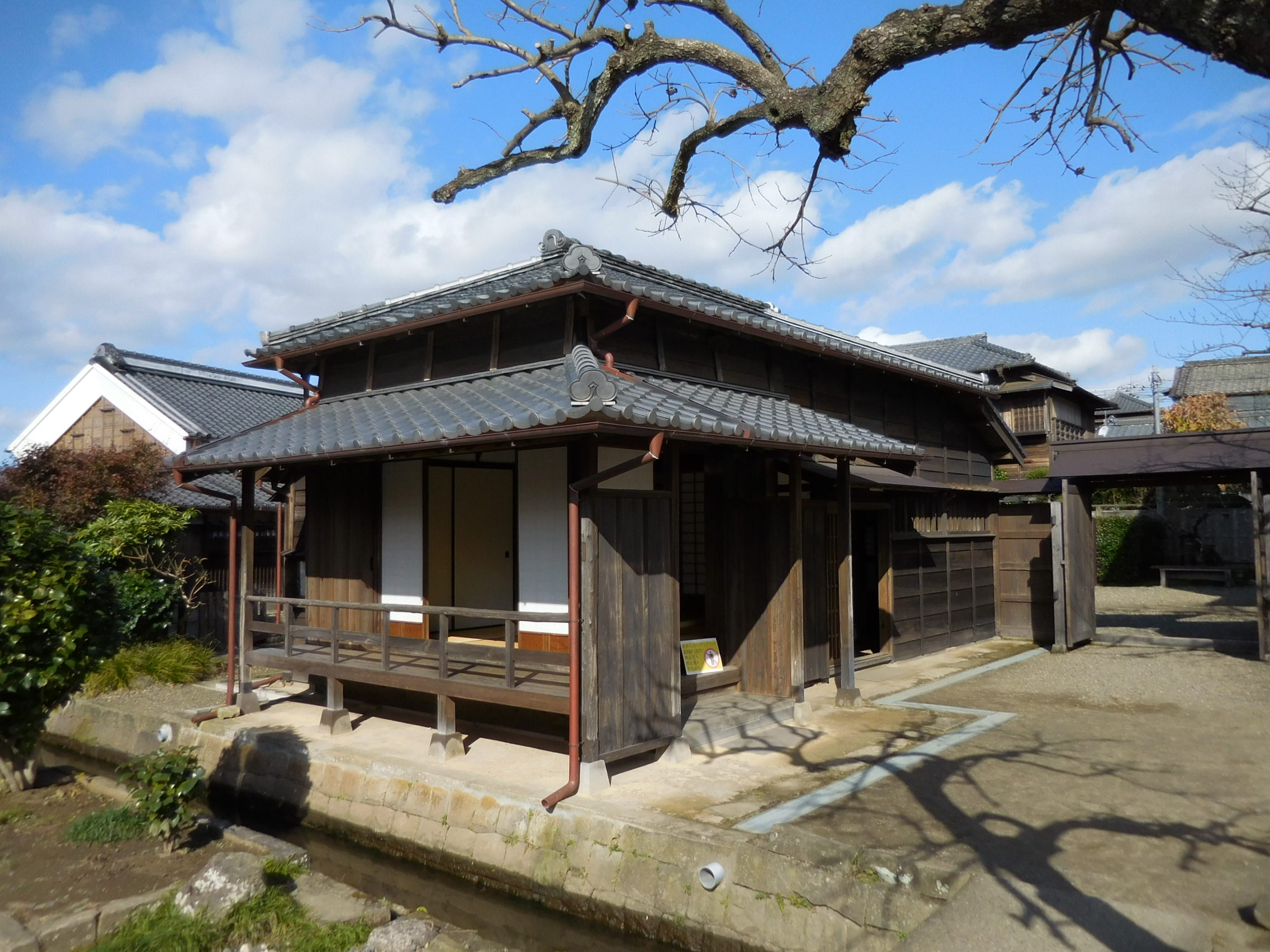 Antigua residencia de Ino Tadataka (Estudio)