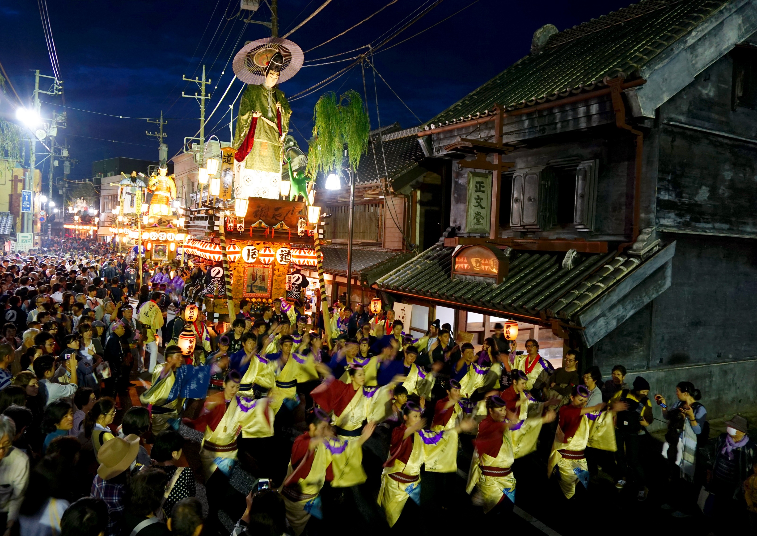 佐原的彩車儀式  諏訪神社重要祭祀(秋天)