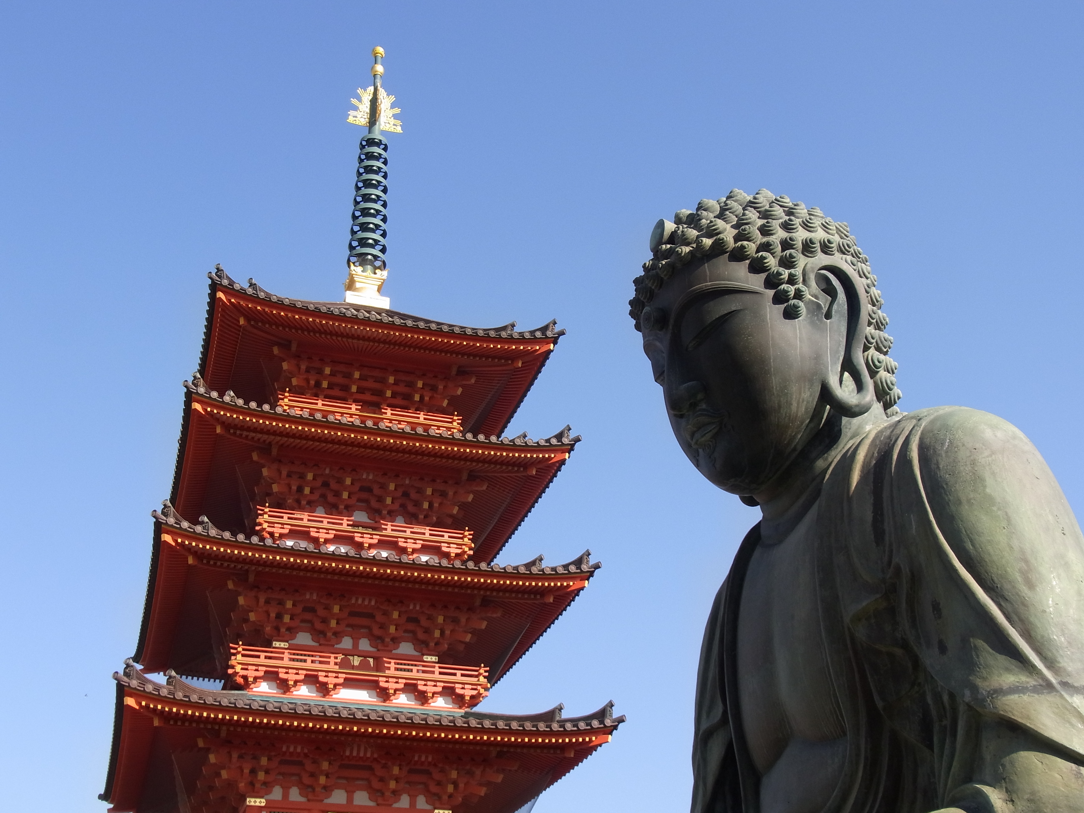 Daibutsu and Five-Story Pagoda